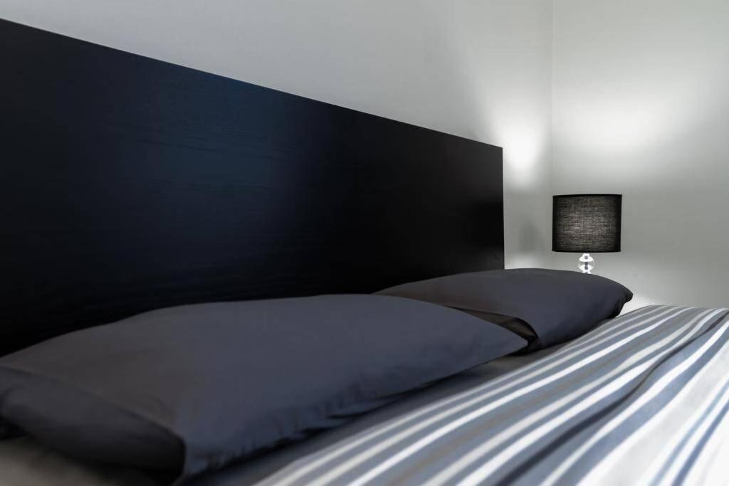Apartamenty-Mi Crystal Варшава Экстерьер фото